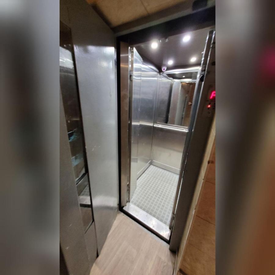 Anastasia Bratianu Apart 28 A Self Check From 2 Pm Bucureşti Ngoại thất bức ảnh